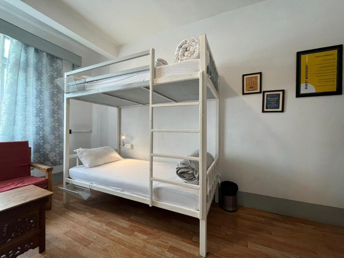 Mellow Fellow Hostel 甘托克 外观 照片